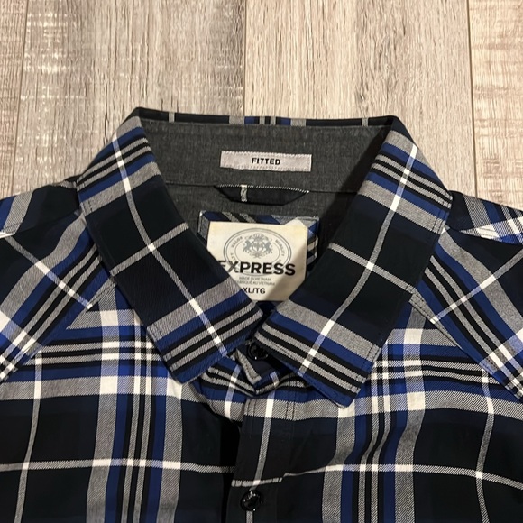 Express Fitted Plaid Dress Shirt - Picture 2 of 11